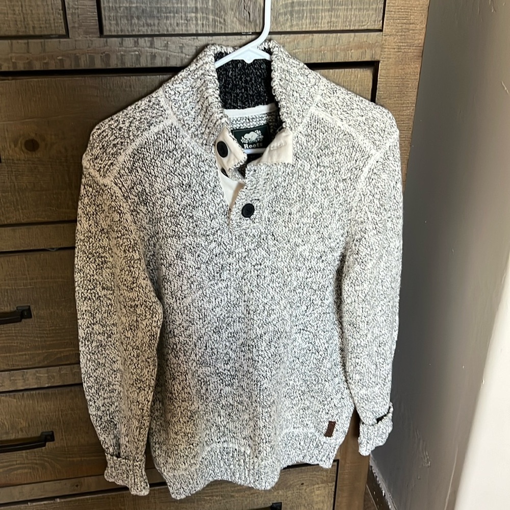Roots sweater